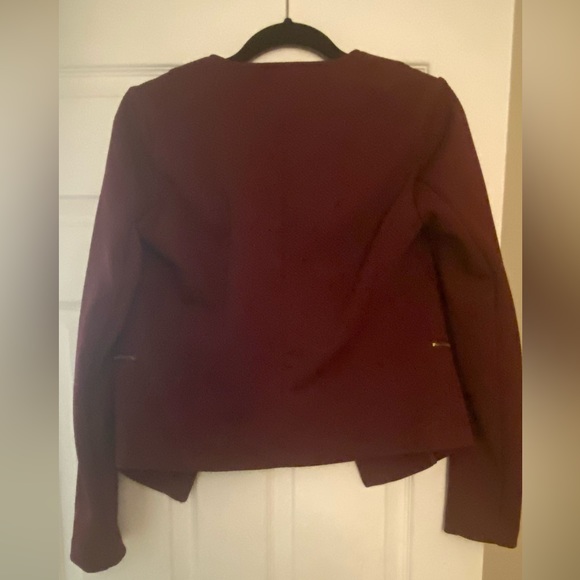 SOLD - Dynamite burgundy blazer - Picture 4 of 4